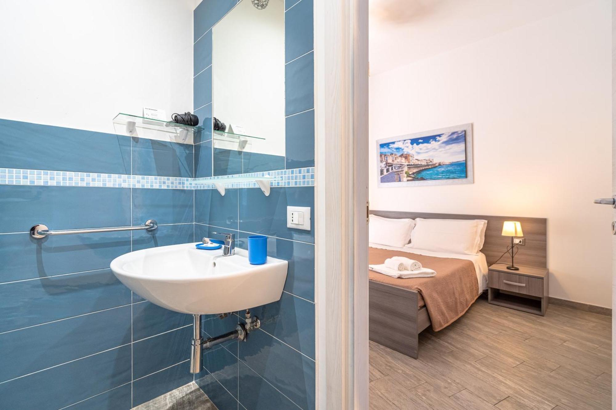 Pensión Camere Cavour 3*