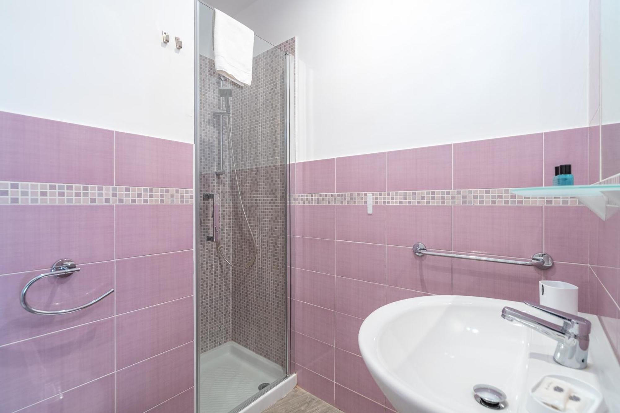 Pensión Camere Cavour 3*